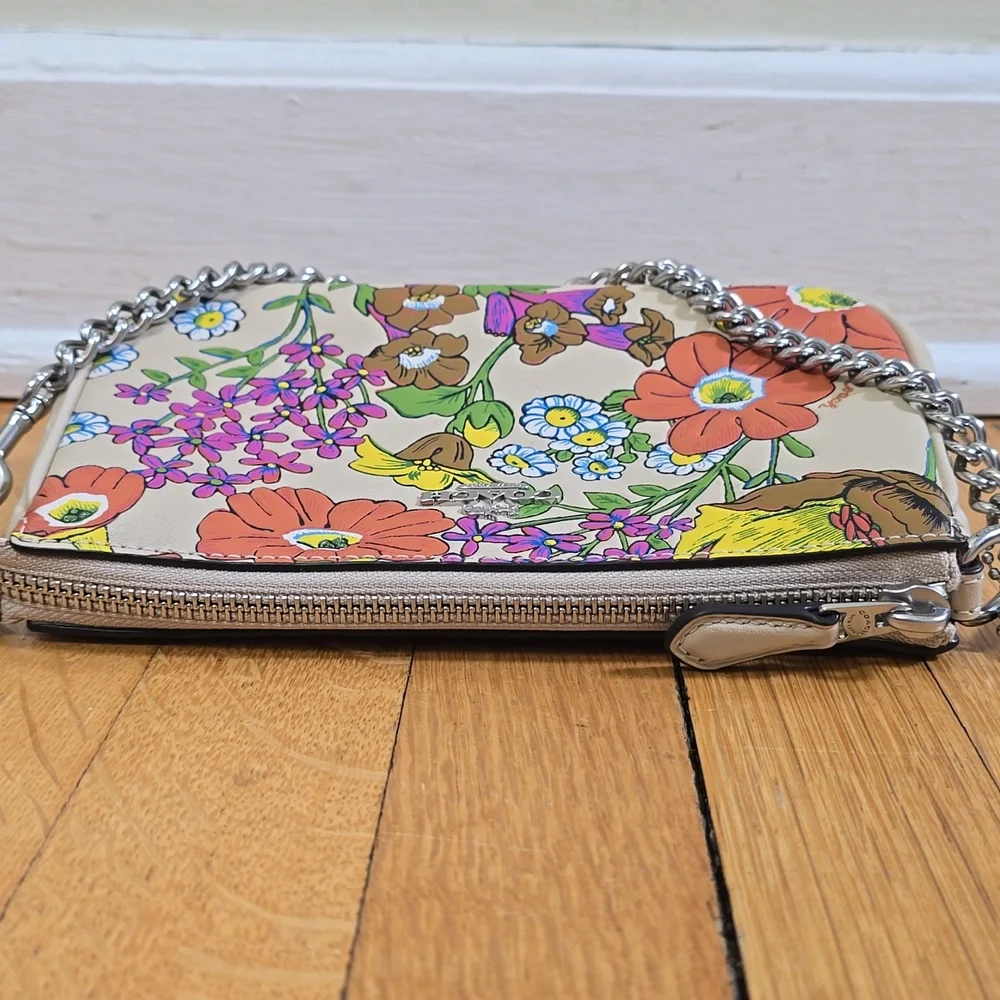Coach, Nolita 19, Wildflower Print, Leather Beige, EUC, W's 8"W x 4.5"H x 2"D - Picture 5 of 16